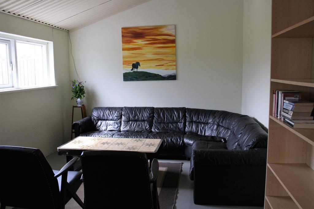 Kaldbakur Guesthouse Heimaland Bagian luar foto